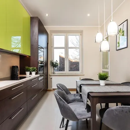 Apartman Spacious Around The Food Market - 5' To The Market Square - By Upstairs Krakkó